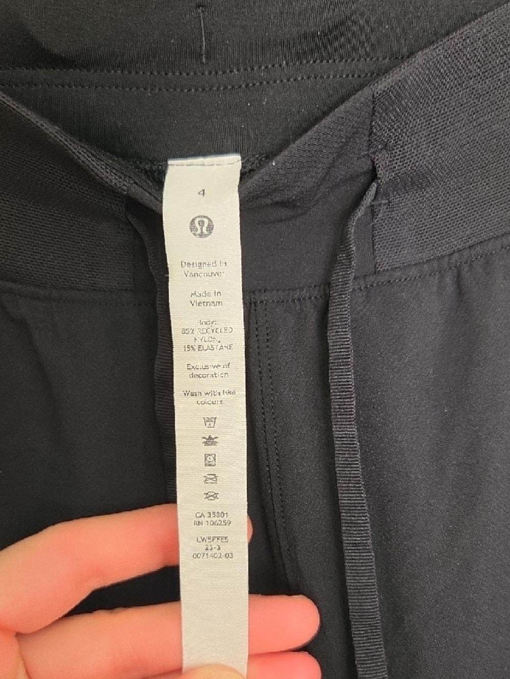 lululemon athletica Womans Black Tapered Drawstring Joggers Size 4 - Picture 4 of 8